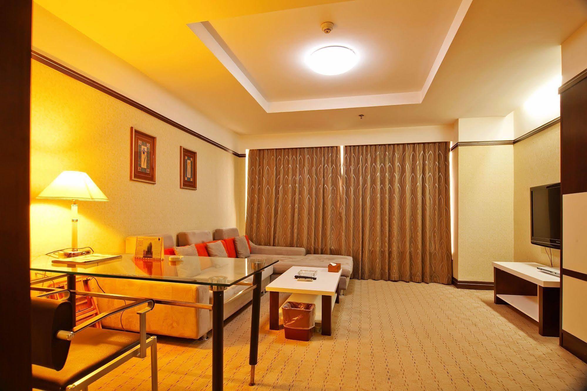 Yantai Asia Hotel מראה חיצוני תמונה